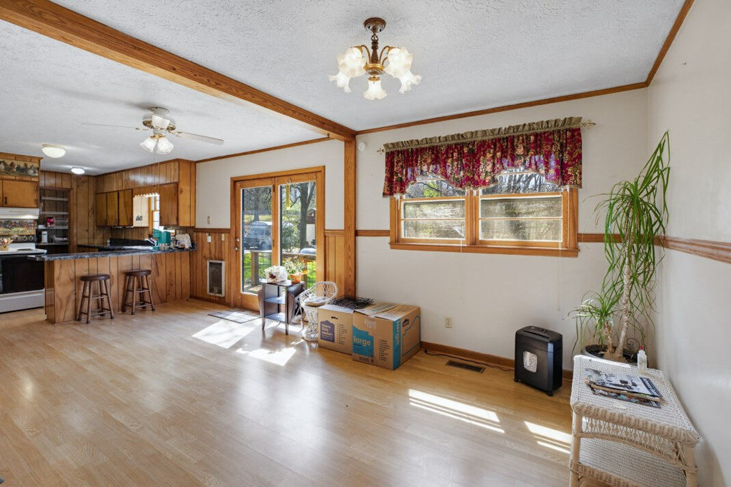 1266 Ford Road Property Photo 5