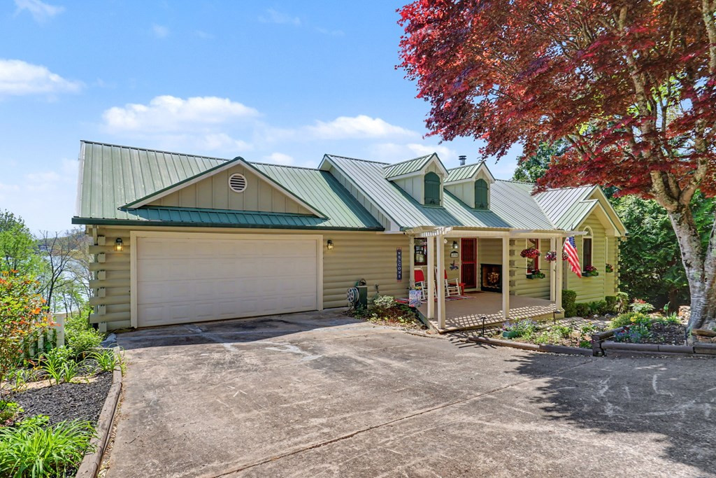 1930 Lakeview Summit Drive Property Photo 4