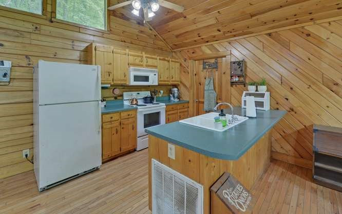 192 Nantahala Dam Road Property Photo 12