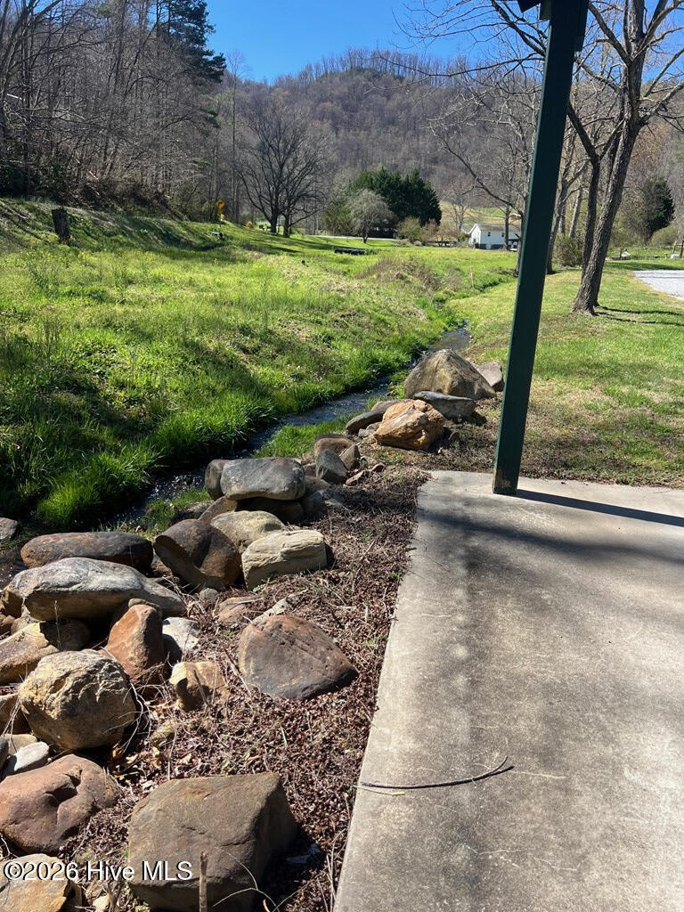 415 49 Hyde Town Road Property Photo 19