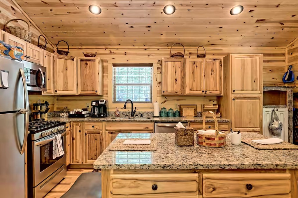29 Carrolls Ridge Property Photo 16