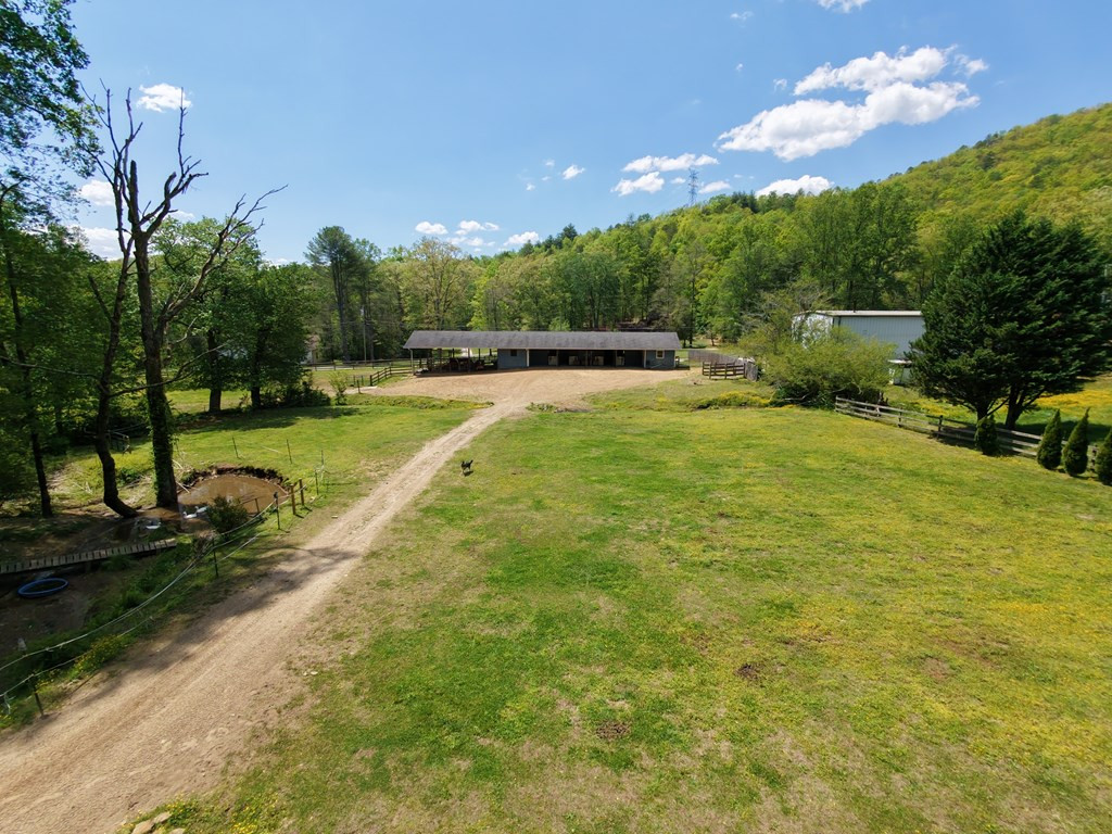 136 Gibson Road Property Photo 5