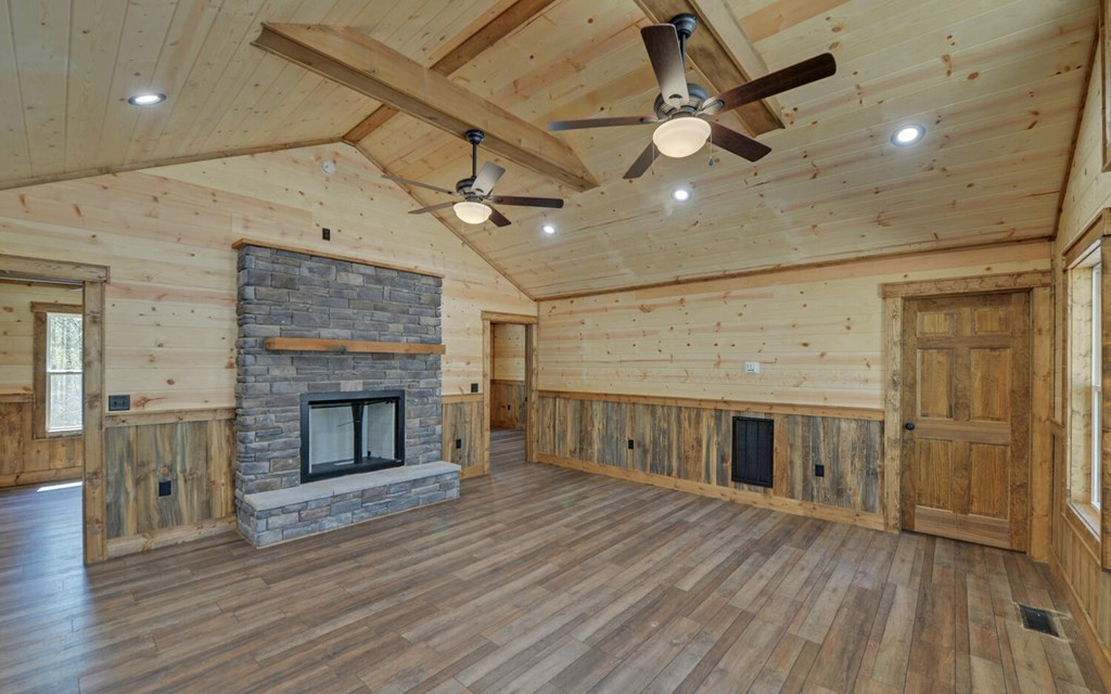 313 Burger Road Property Photo 9