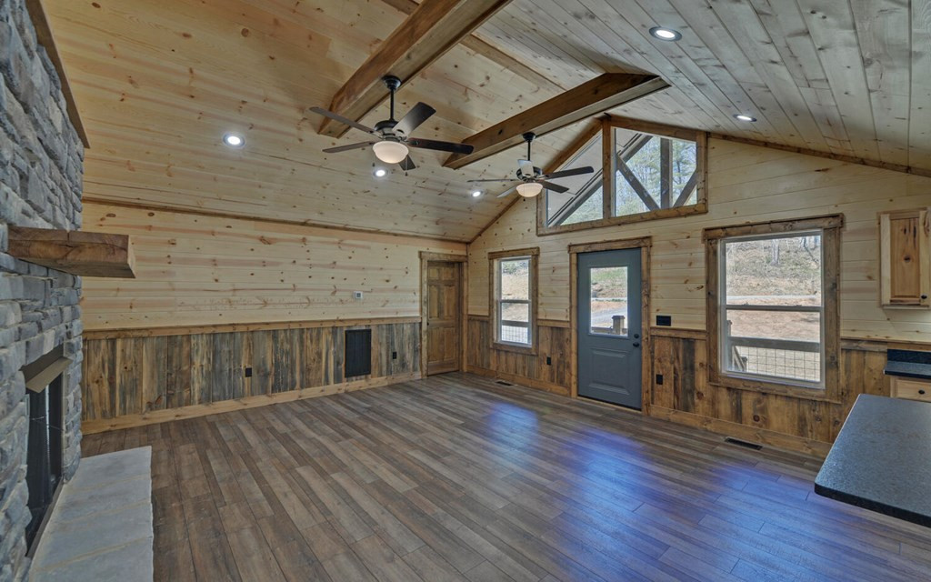 313 Burger Road Property Photo 10