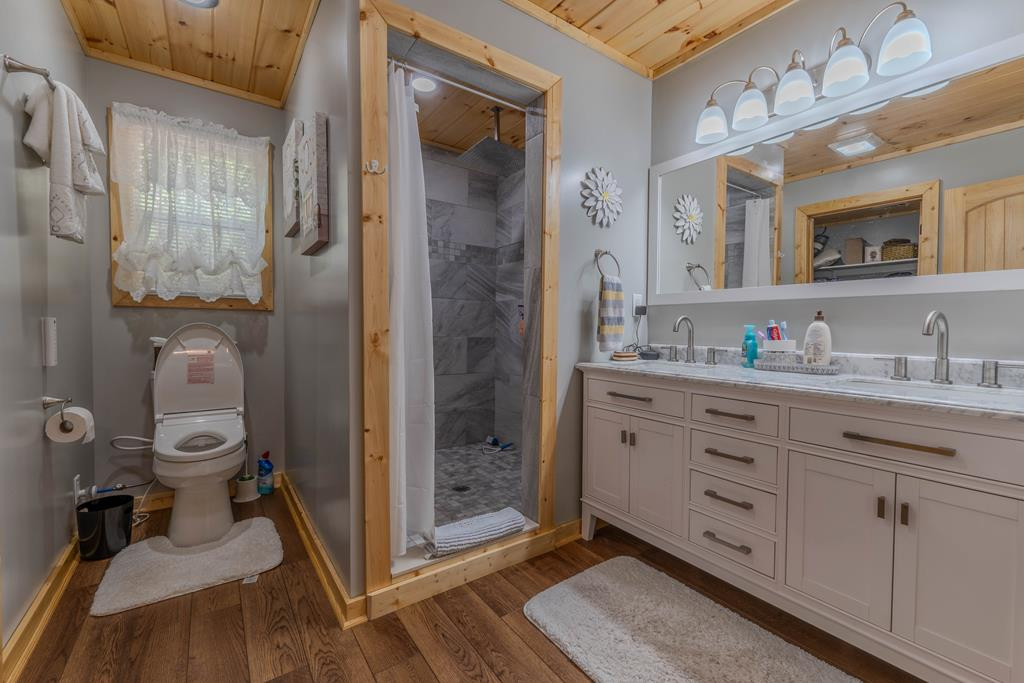 190 Galloway Drive Property Photo 13