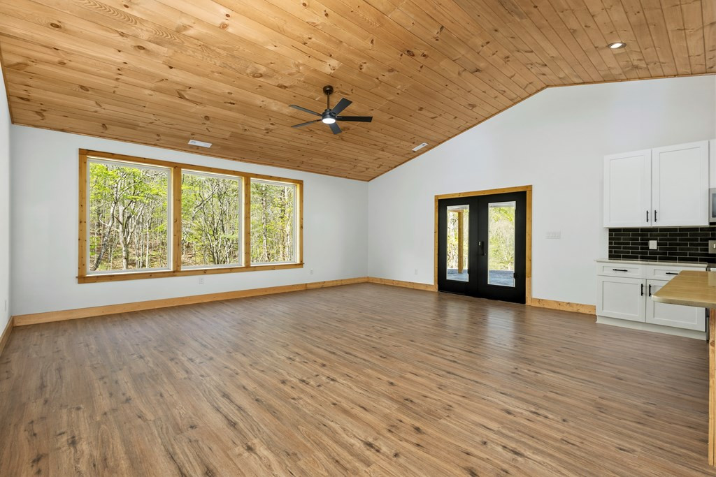 342 Hunter Ridge Property Photo 10
