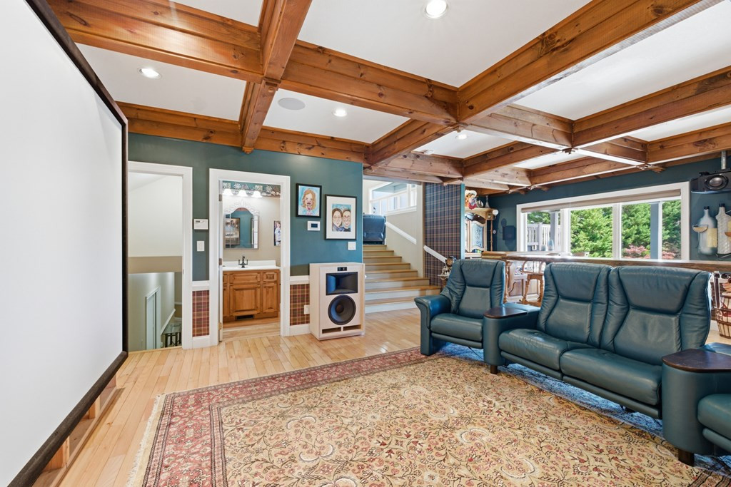 1526 Cedar View Lane Property Photo 48