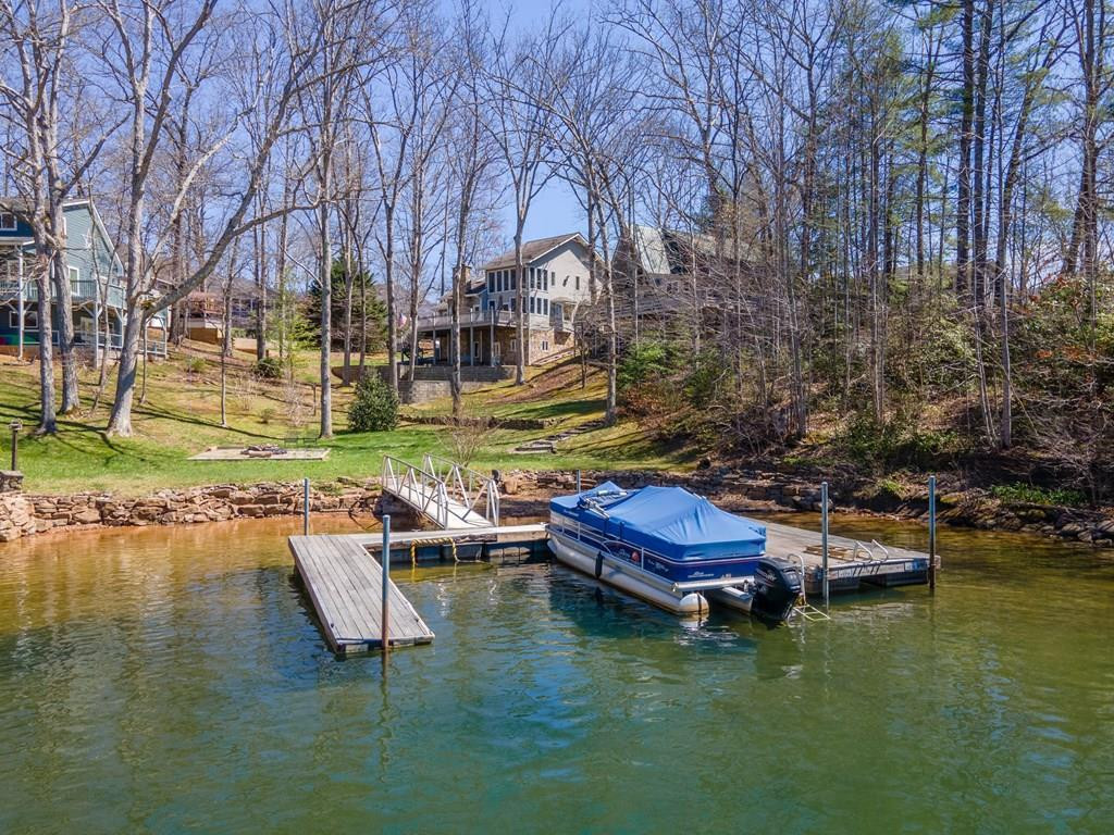 82 Avisco Road Property Photo 1
