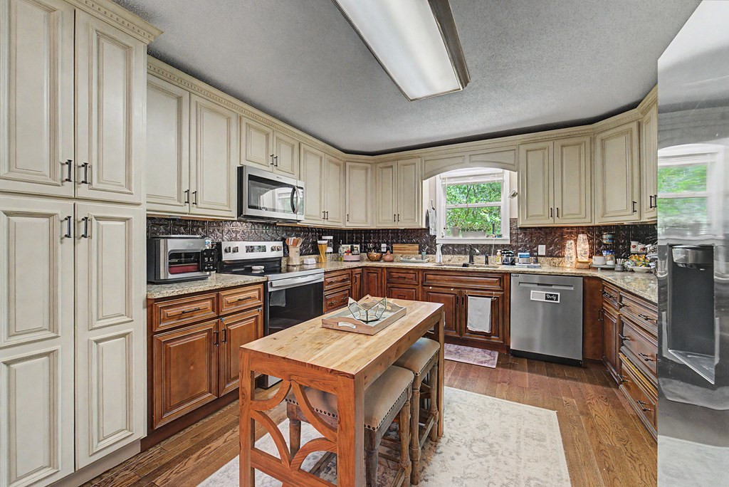 1364 Atoah Road Property Photo 17