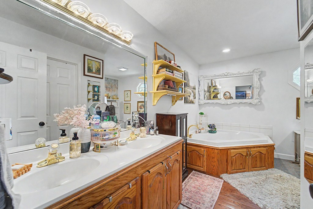 1364 Atoah Road Property Photo 24