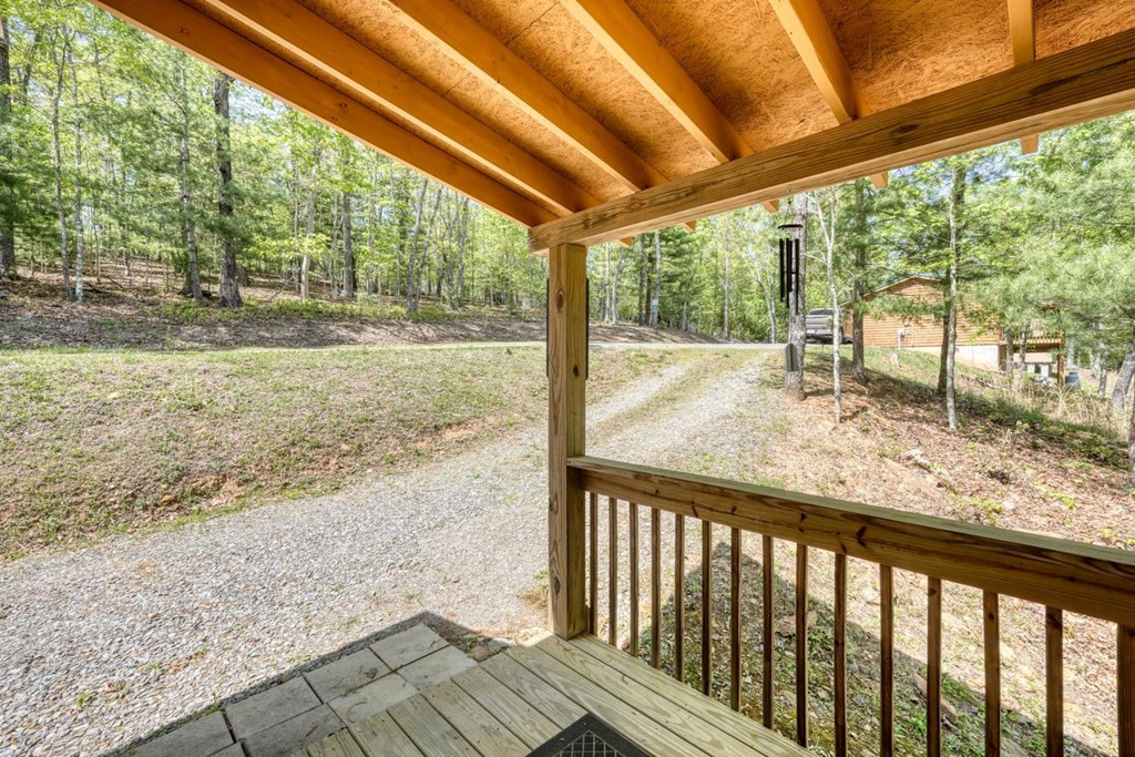 100 Fern Cove Lane Property Photo 12