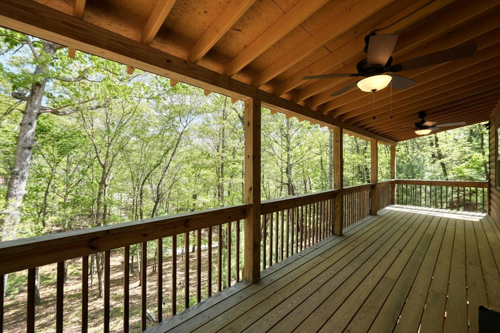 100 Fern Cove Lane Property Photo 15