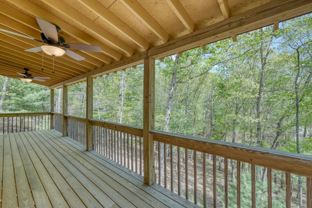 100 Fern Cove Lane Property Photo 19