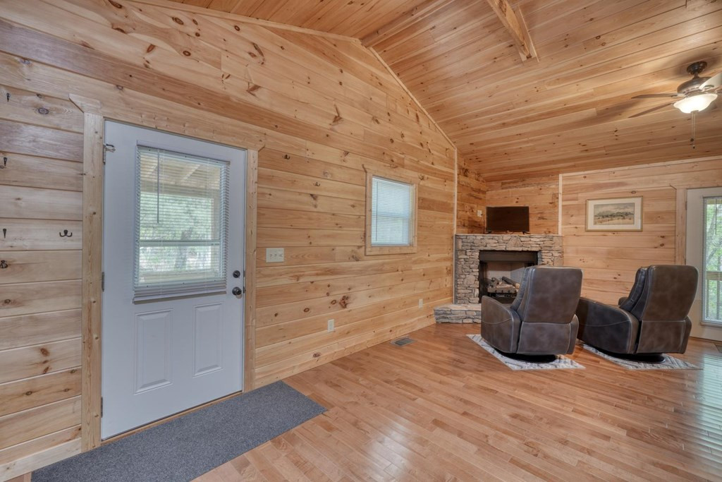 100 Fern Cove Lane Property Photo 29