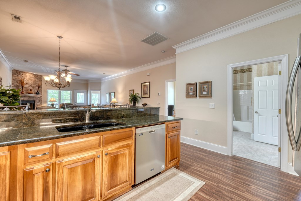 1647e Lakeview Drive Property Photo 18