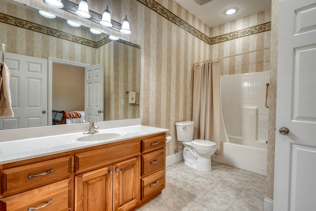 1647e Lakeview Drive Property Photo 30