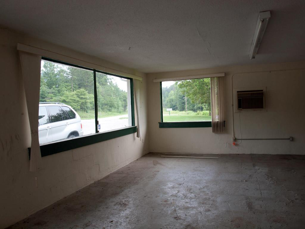16325 W Us Highway 64 Property Photo 16