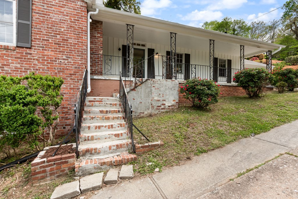 27 Bayless Street Property Photo 6