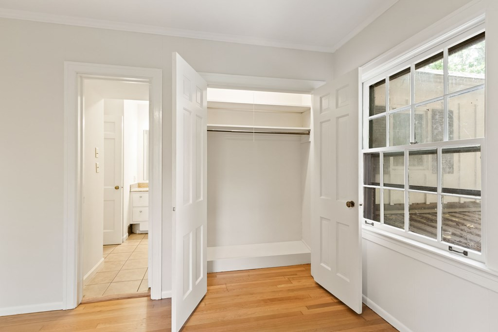 27 Bayless Street Property Photo 37