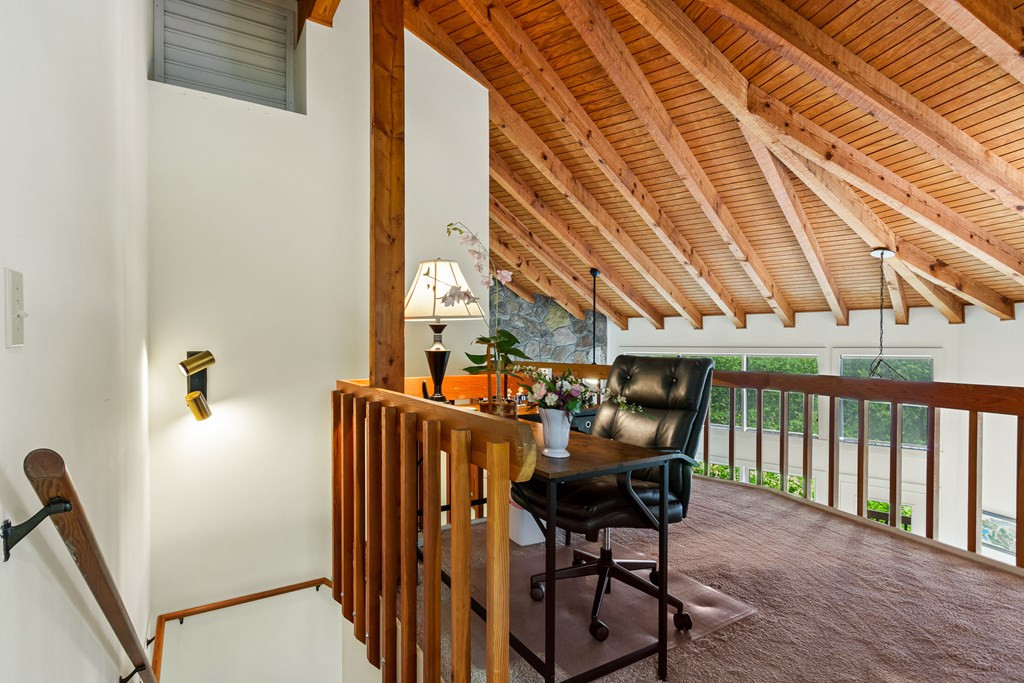 87 Snowbird Lane Property Photo 44