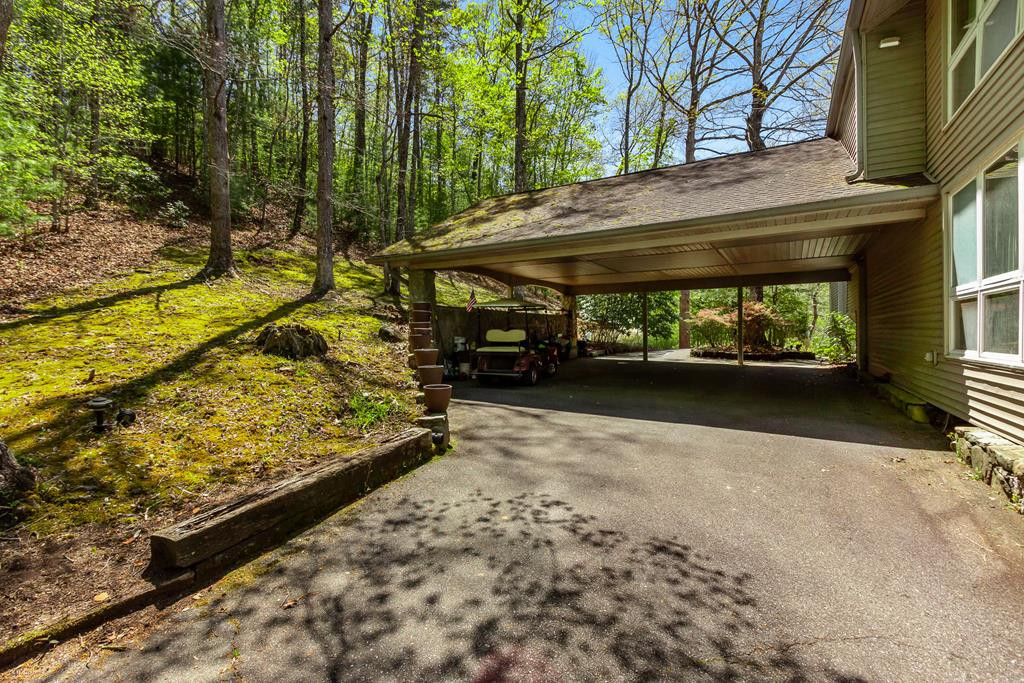 1240 Village Road Property Photo 6