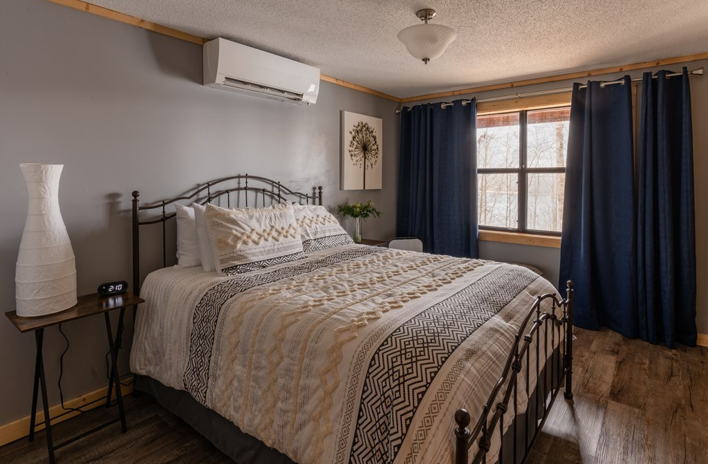 119 Rhododenron Property Photo 7