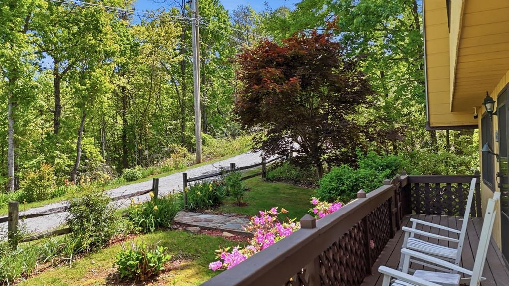231 Ridge View Drive Property Photo 5