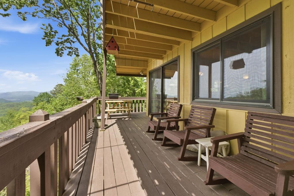 231 Ridge View Drive Property Photo 8