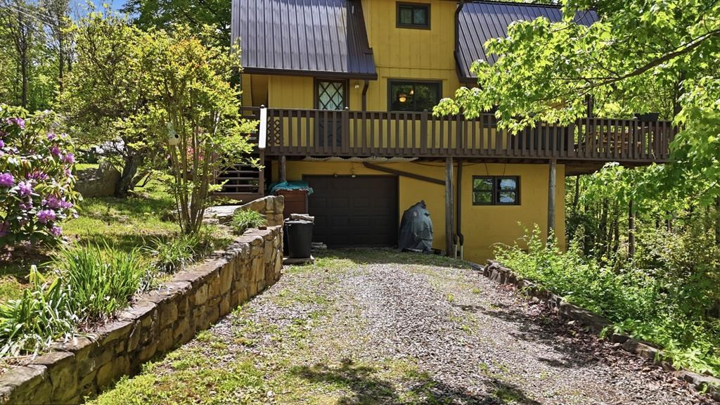 231 Ridge View Drive Property Photo 15
