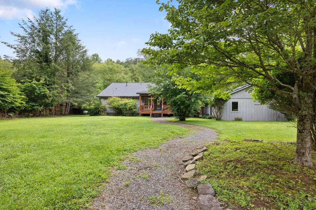 76 Misty River Lane Property Photo 4