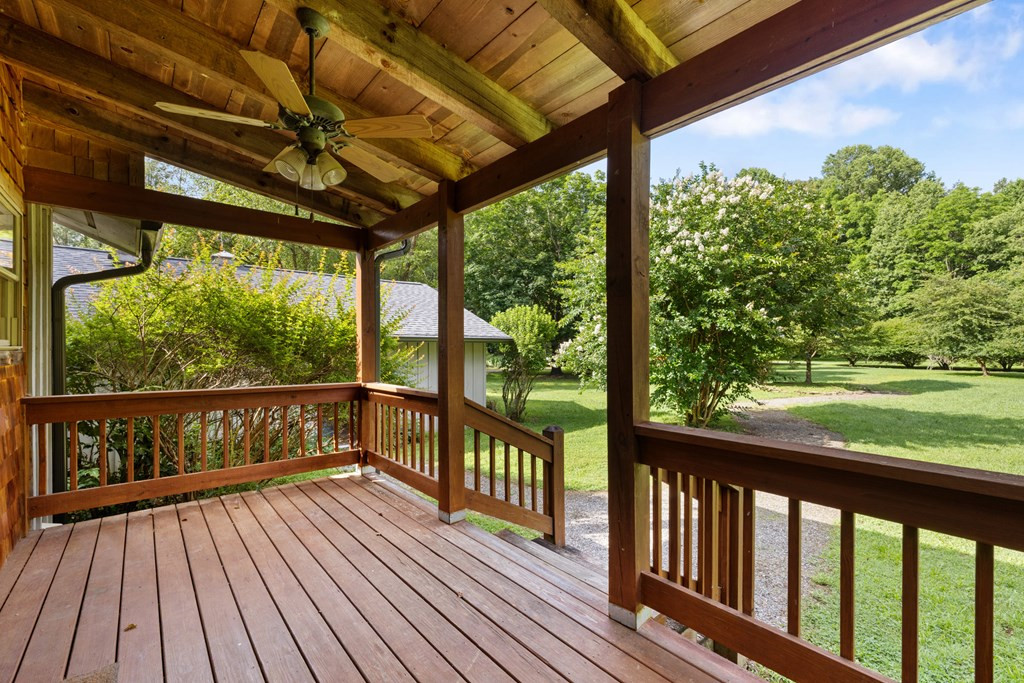 76 Misty River Lane Property Photo 8