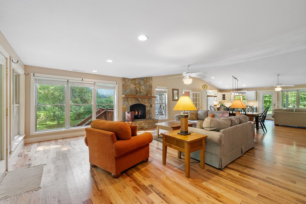 76 Misty River Lane Property Photo 19