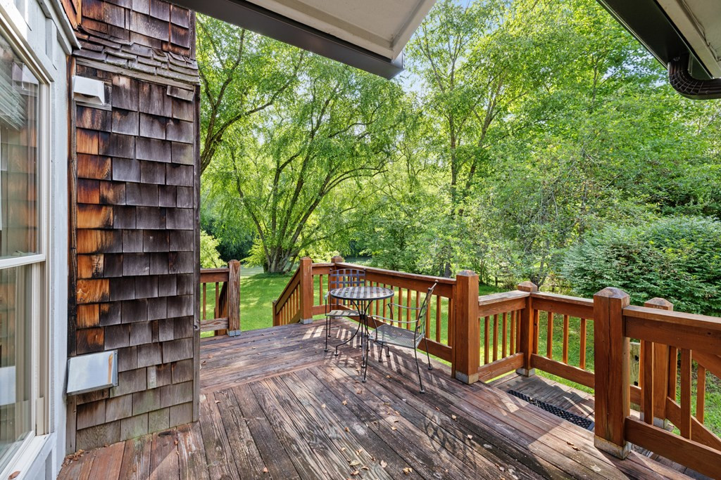76 Misty River Lane Property Photo 24