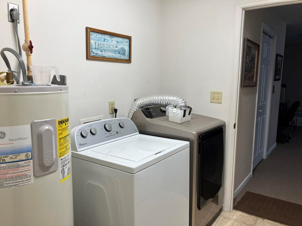 121 White Oak Drive Property Photo 27