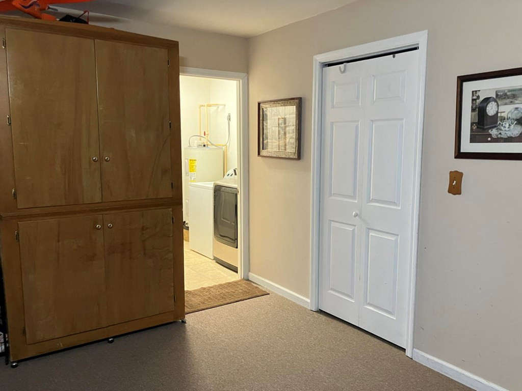121 White Oak Drive Property Photo 28