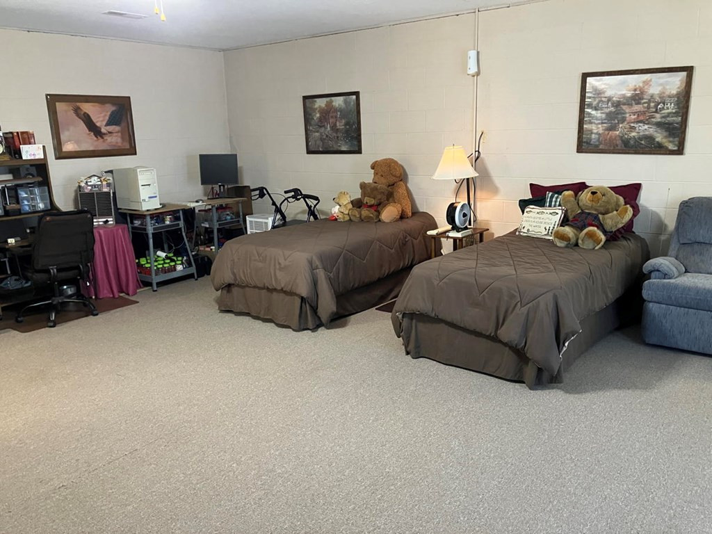 121 White Oak Drive Property Photo 29