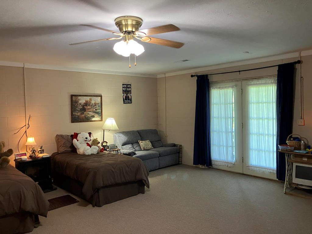 121 White Oak Drive Property Photo 31