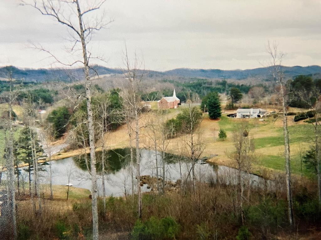 121 White Oak Drive Property Photo 37