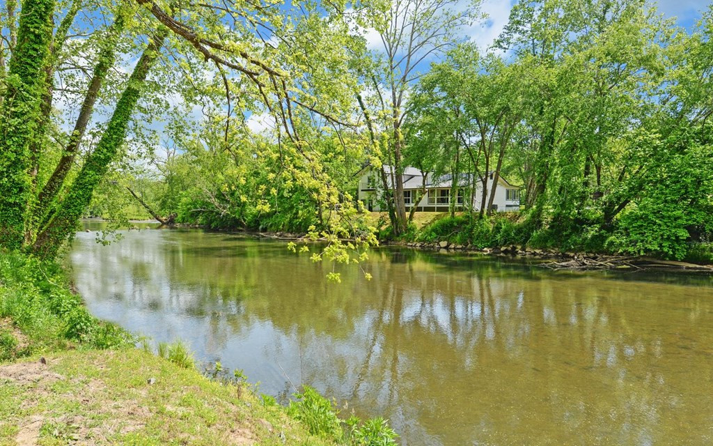 440 Beaver Ridge Road Property Photo 35