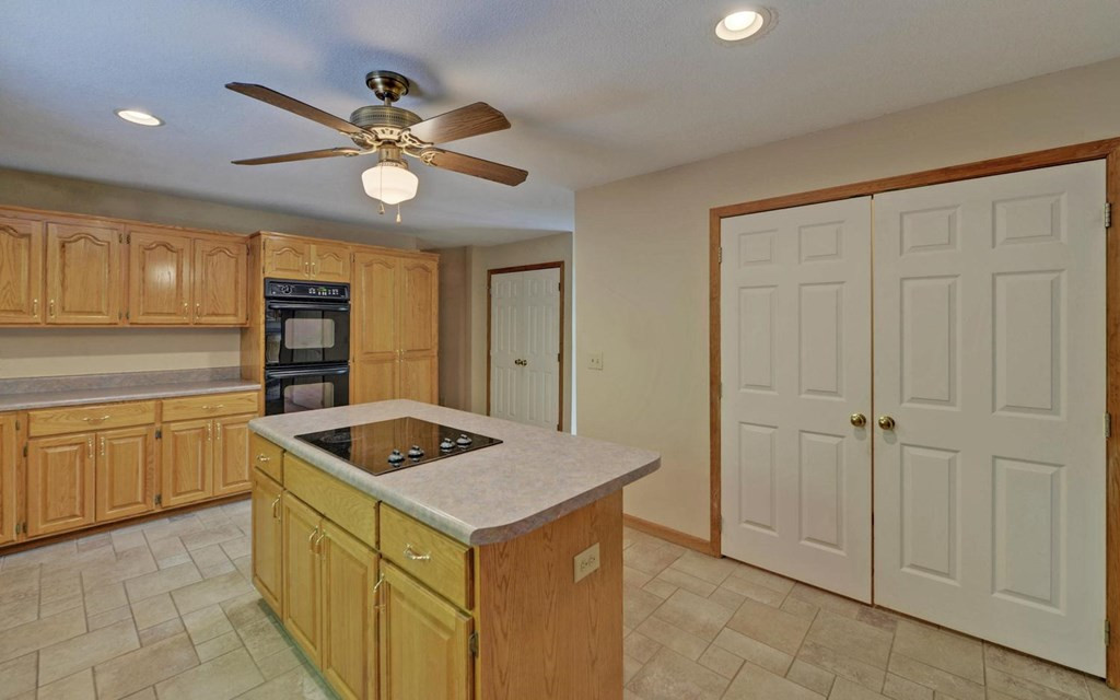 1720 Caney Creek Road Property Photo 5