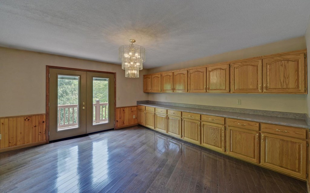 1720 Caney Creek Road Property Photo 10