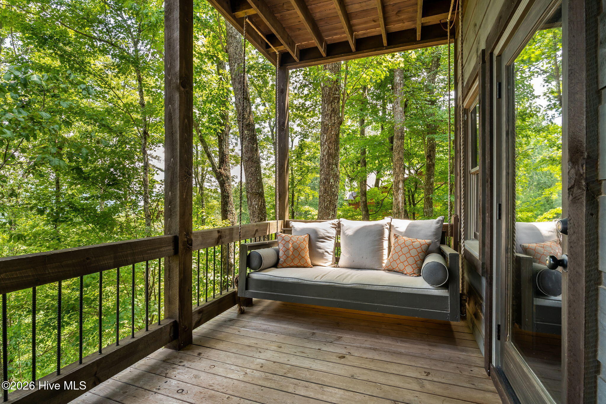 967 River Bend Lane Property Photo 8