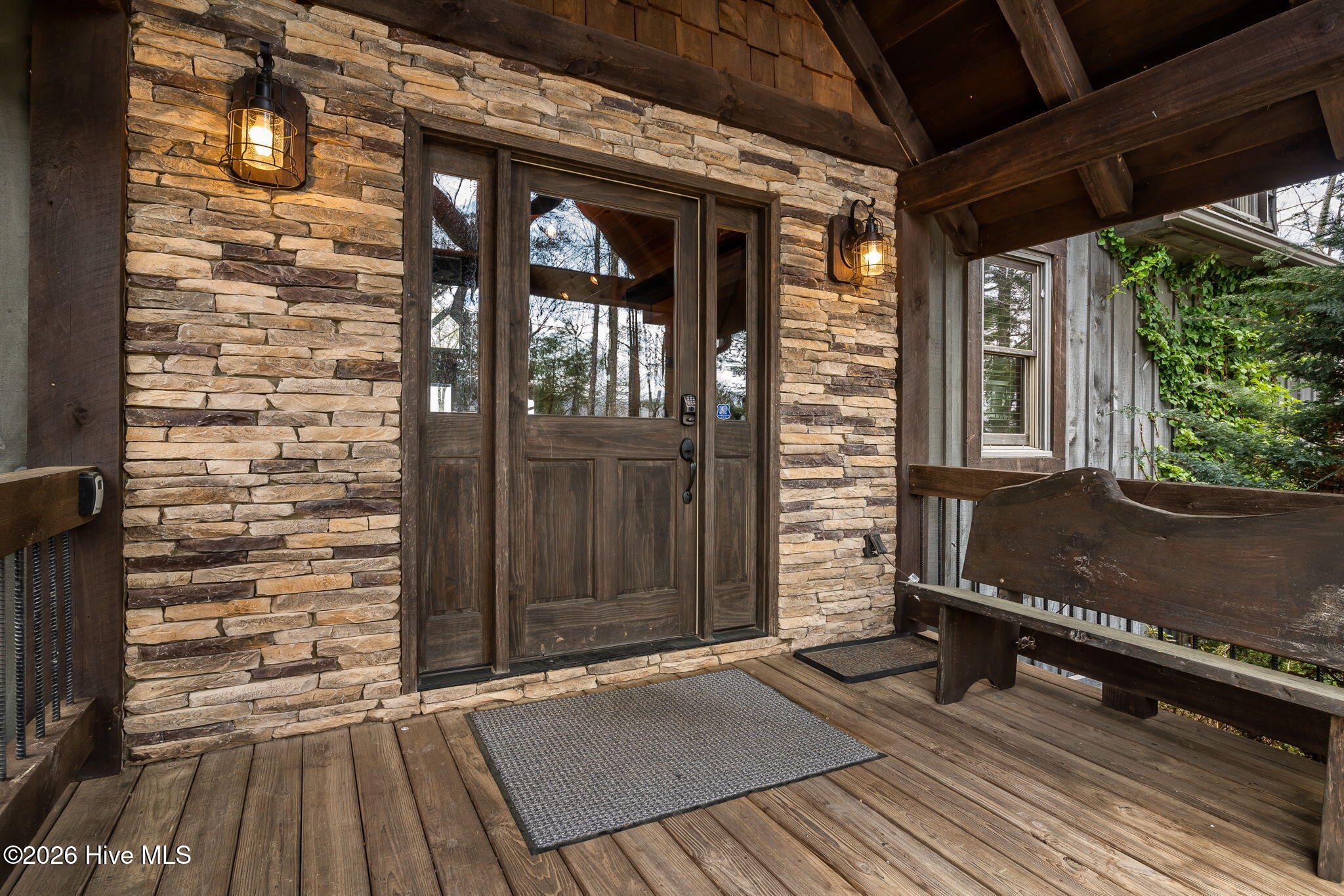 967 River Bend Lane Property Photo 14