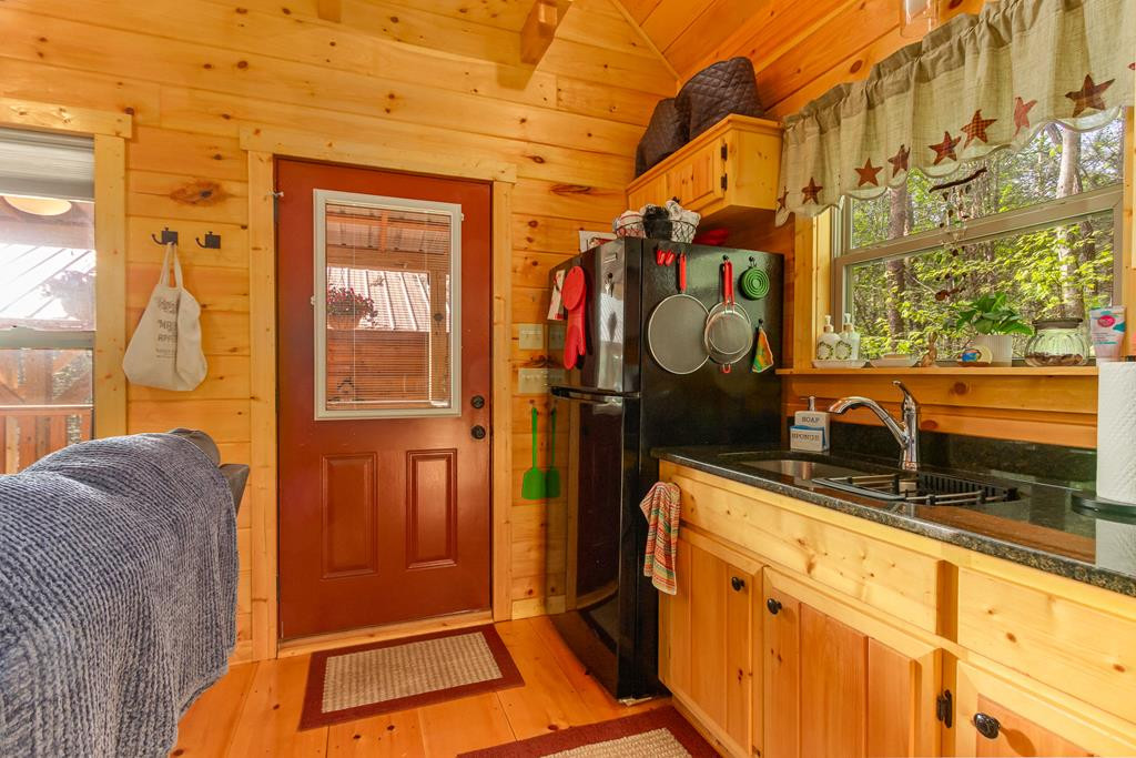 72 Bentley Cove Property Photo 9