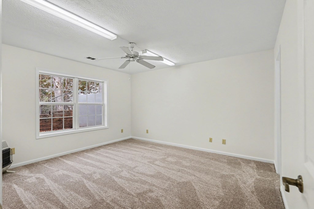 962 Ashley Lane Property Photo 44