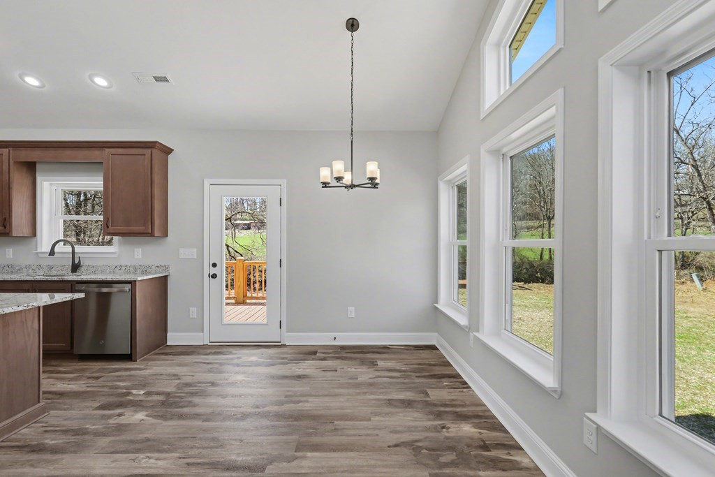 195 Rivers Edge Drive Property Photo 11