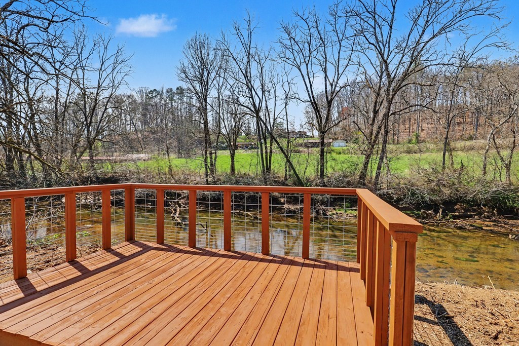 195 Rivers Edge Drive Property Photo 32