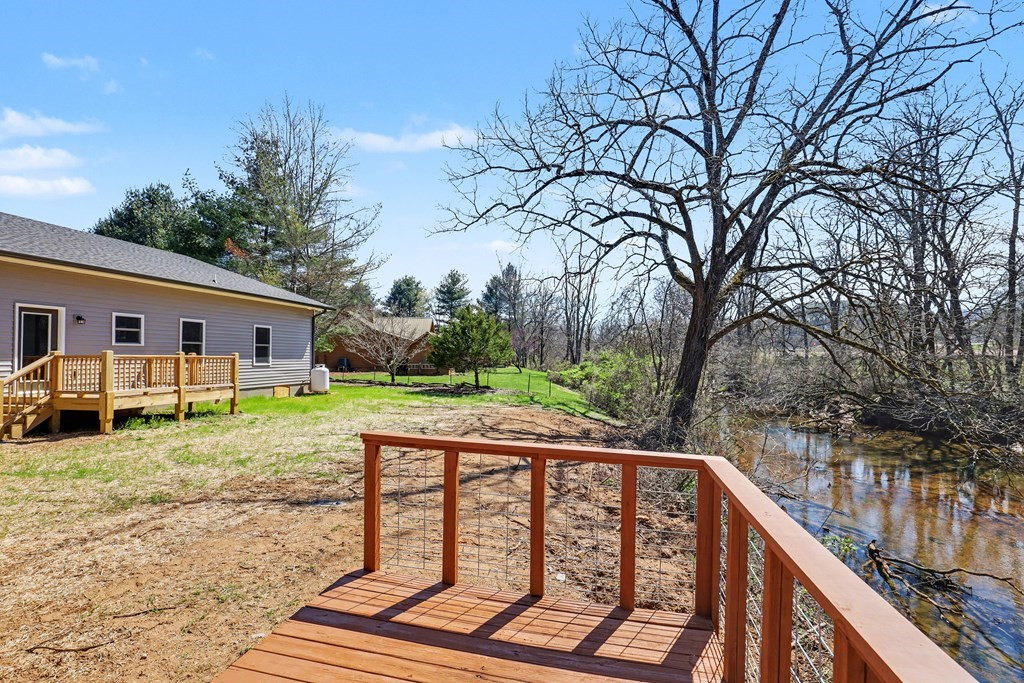 195 Rivers Edge Drive Property Photo 37
