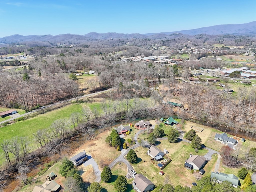 195 Rivers Edge Drive Property Photo 44