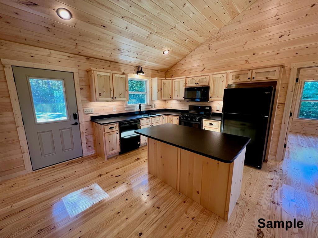 189 Hideout Lane Property Photo 4